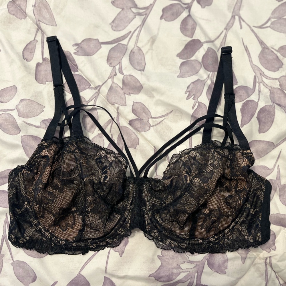 Laced bra